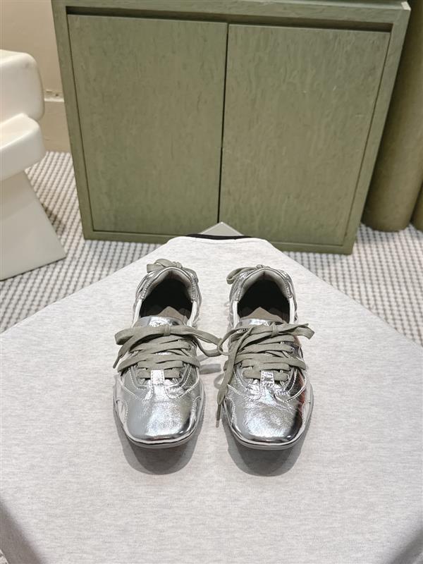 20251127165610205 310